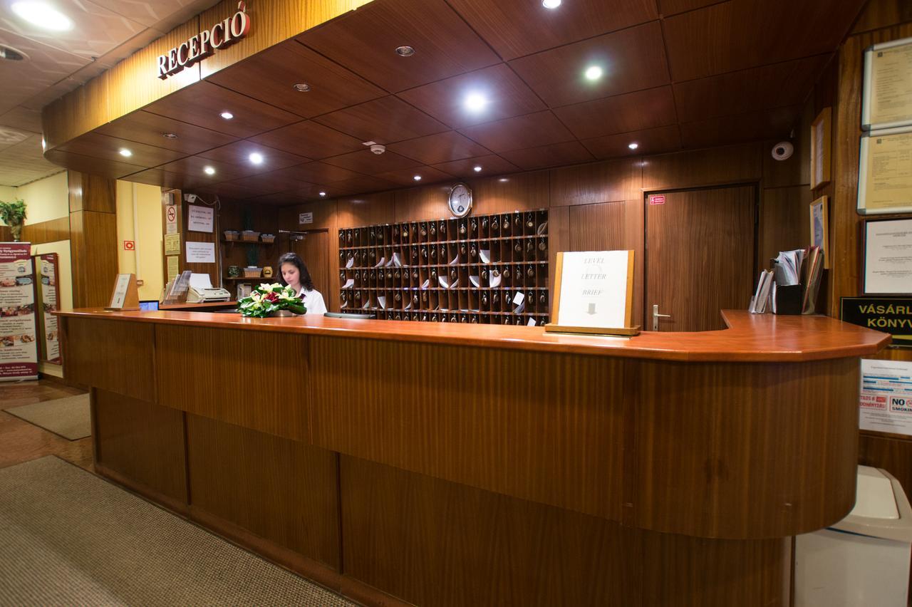 Mátyás Király Gyógy- és Wellness Hotel Hajduszoboszlo Exterior foto